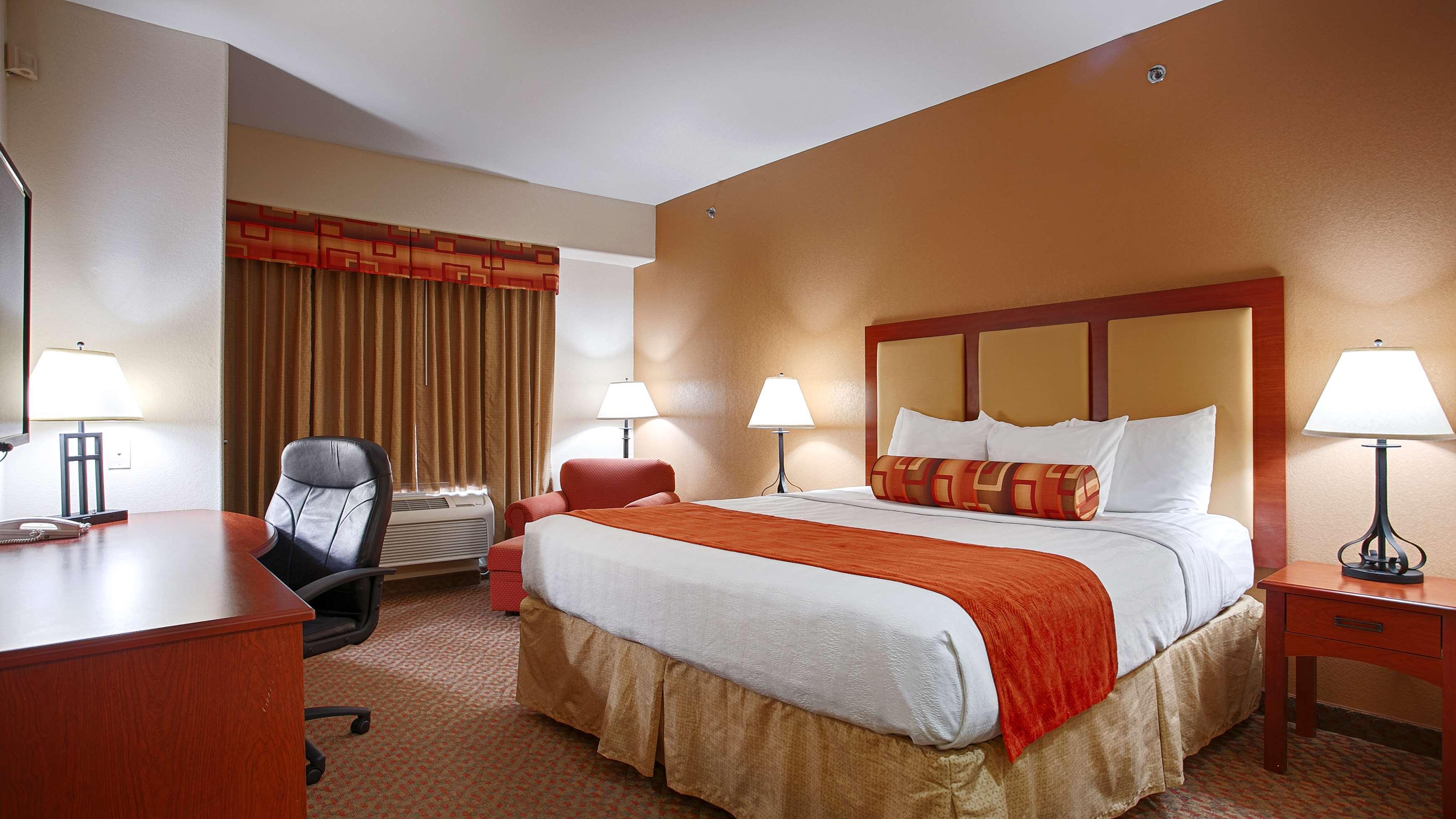 Best Western Plus Waxahachie Inn & Suites Exterior foto