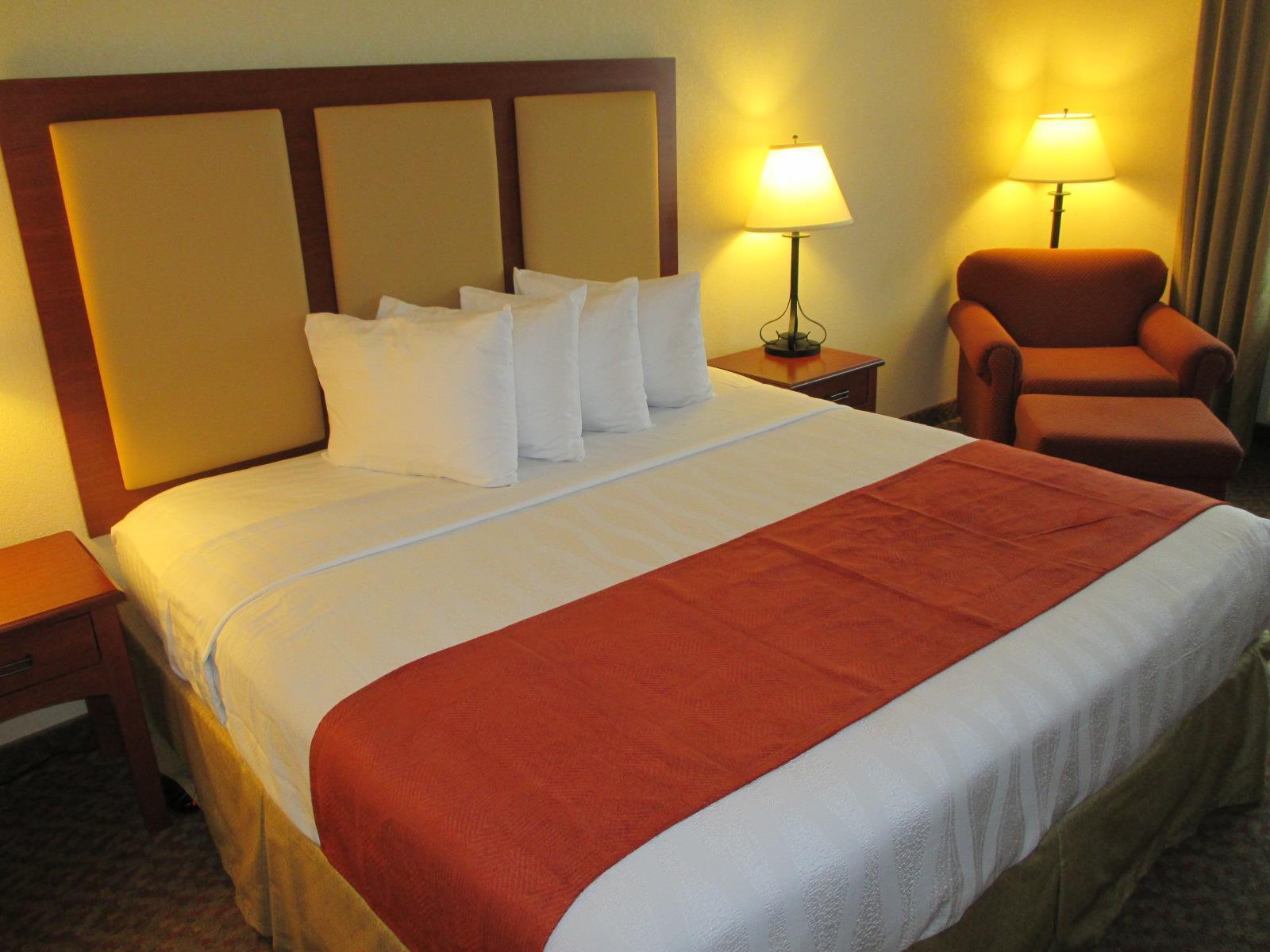 Best Western Plus Waxahachie Inn & Suites Exterior foto