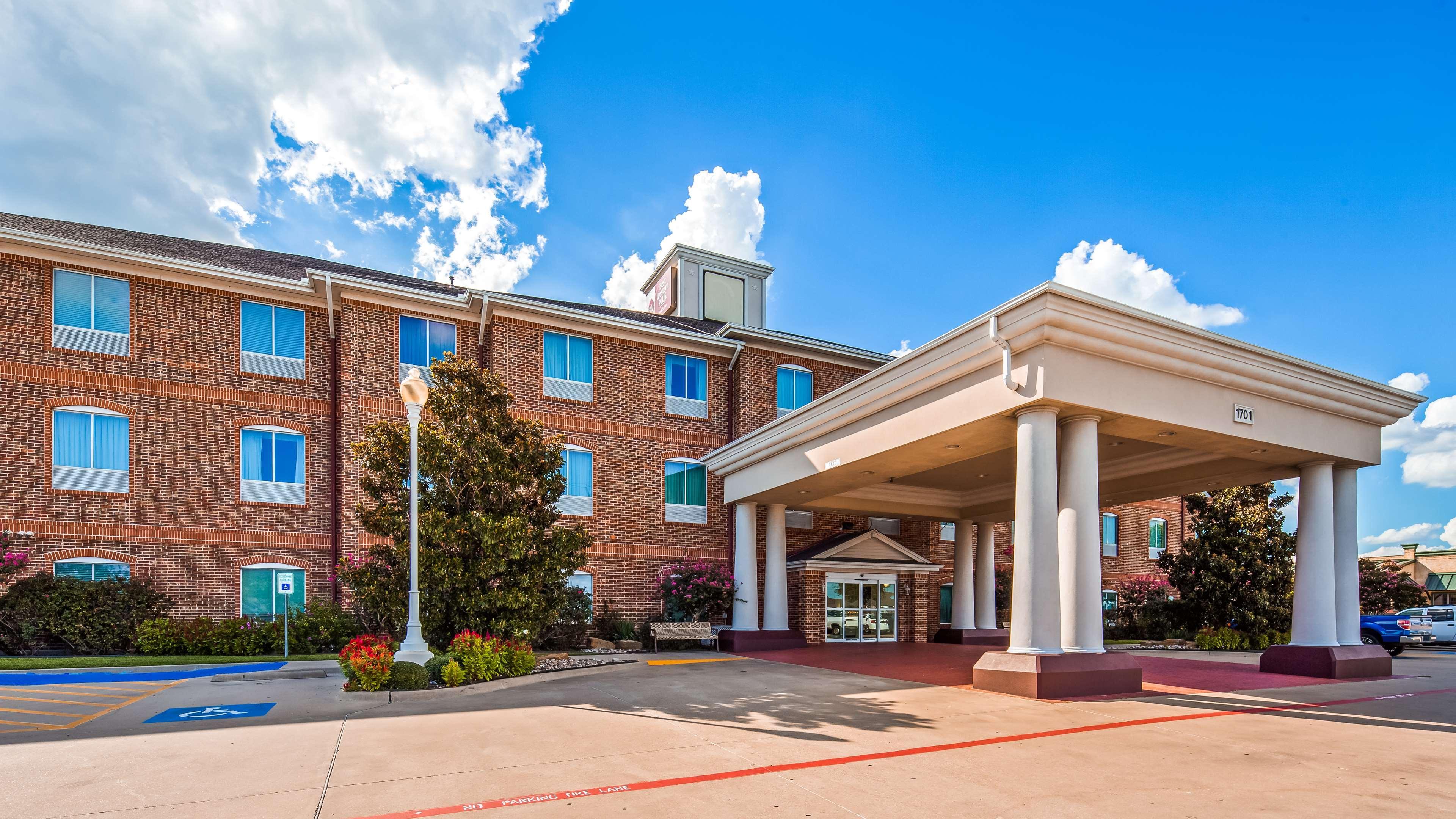 Best Western Plus Waxahachie Inn & Suites Exterior foto