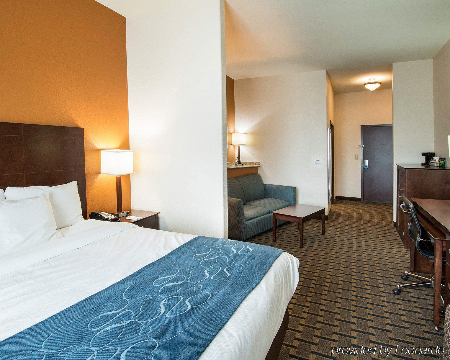 Best Western Plus Waxahachie Inn & Suites Exterior foto